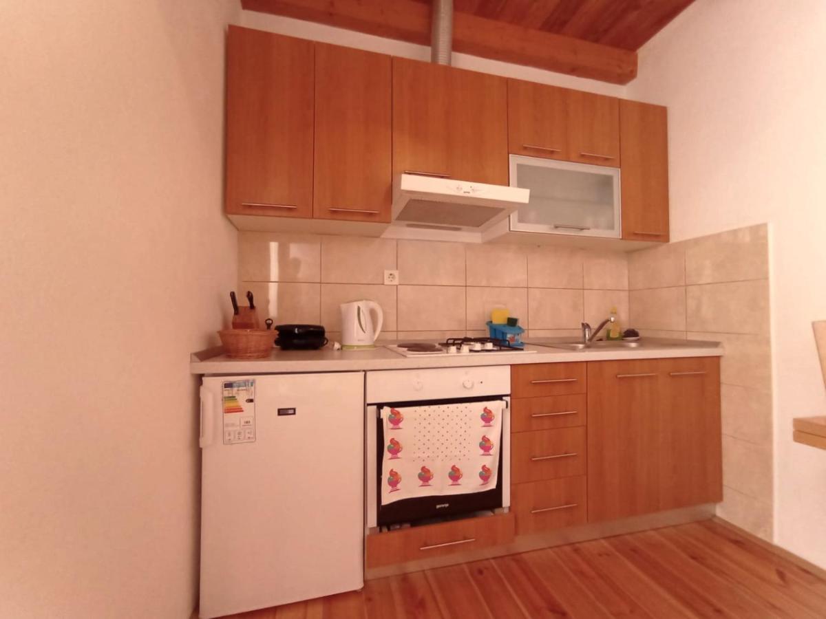 Ana Apartment *